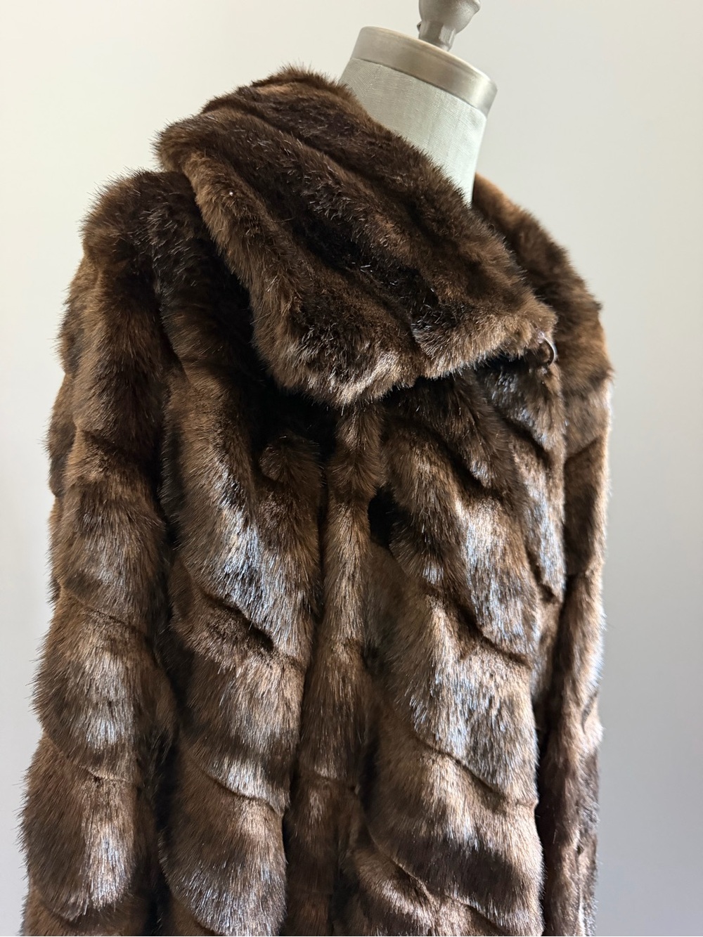 DENNIS BASSO Luxury Chevron Faux Mink Fur Coat Jacket Size M